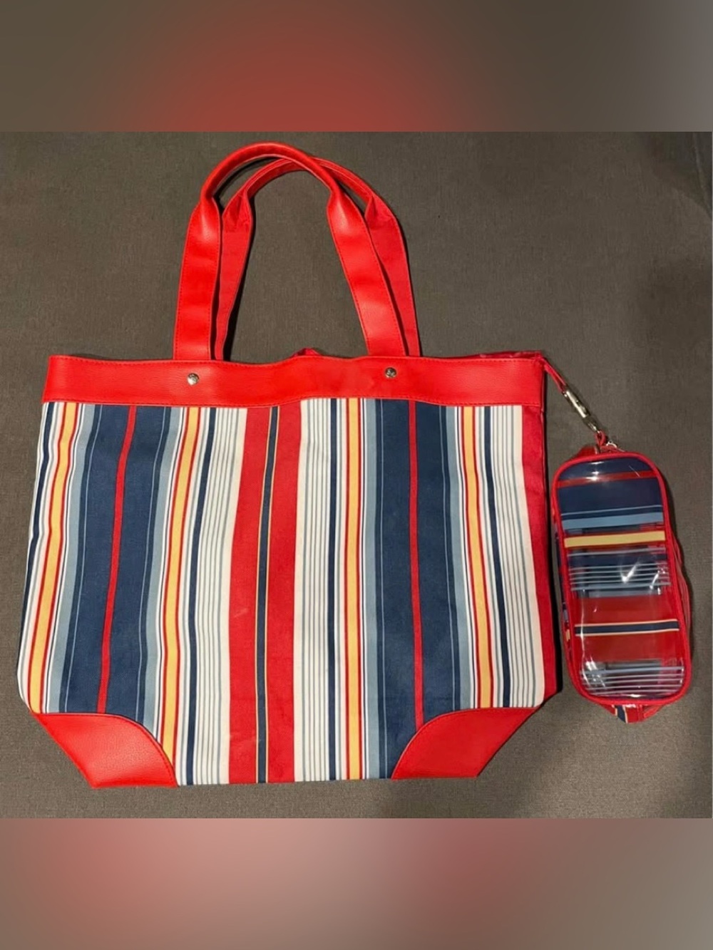Canvas tote bag with red lining and attached sunglass case- NEW - 16” x 14”